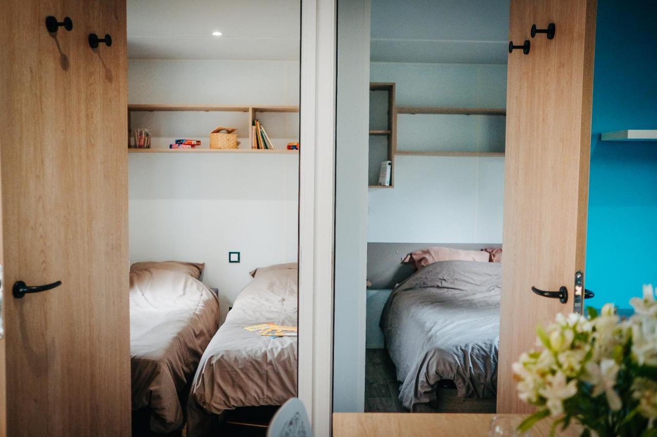 Mobil Home Xxl 4 Chambres - Camping La Trevilliere ブルティニョール・シュル・メール エクステリア 写真